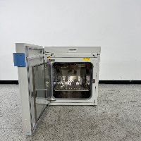 Thermo Forma Series 3 Water Jacketed CO2 Incubator image 3